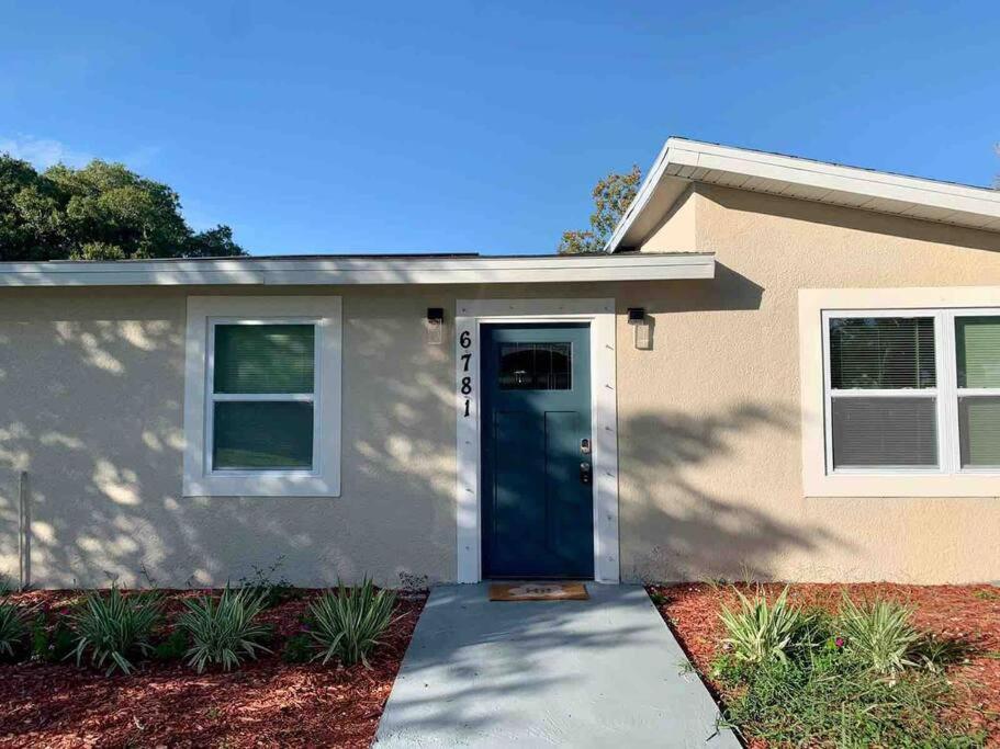 Upscale 3 Bedroom Home In Pinellas Park St. Petersburg Exterior photo